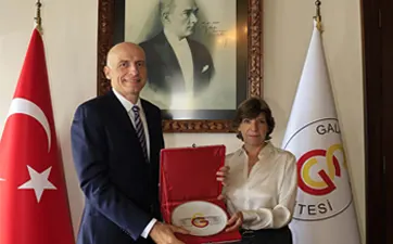 Mme Catherine Colonna, ministre française de l'Europe et des Affaires étrangères, a rendu visite à notre université haber görseli