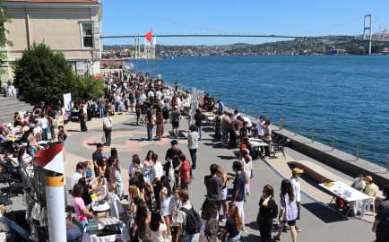 Üniversitemize yeni kayıt yaptıran öğrencilerimiz için oryantasyon programı düzenlendi haber görseli